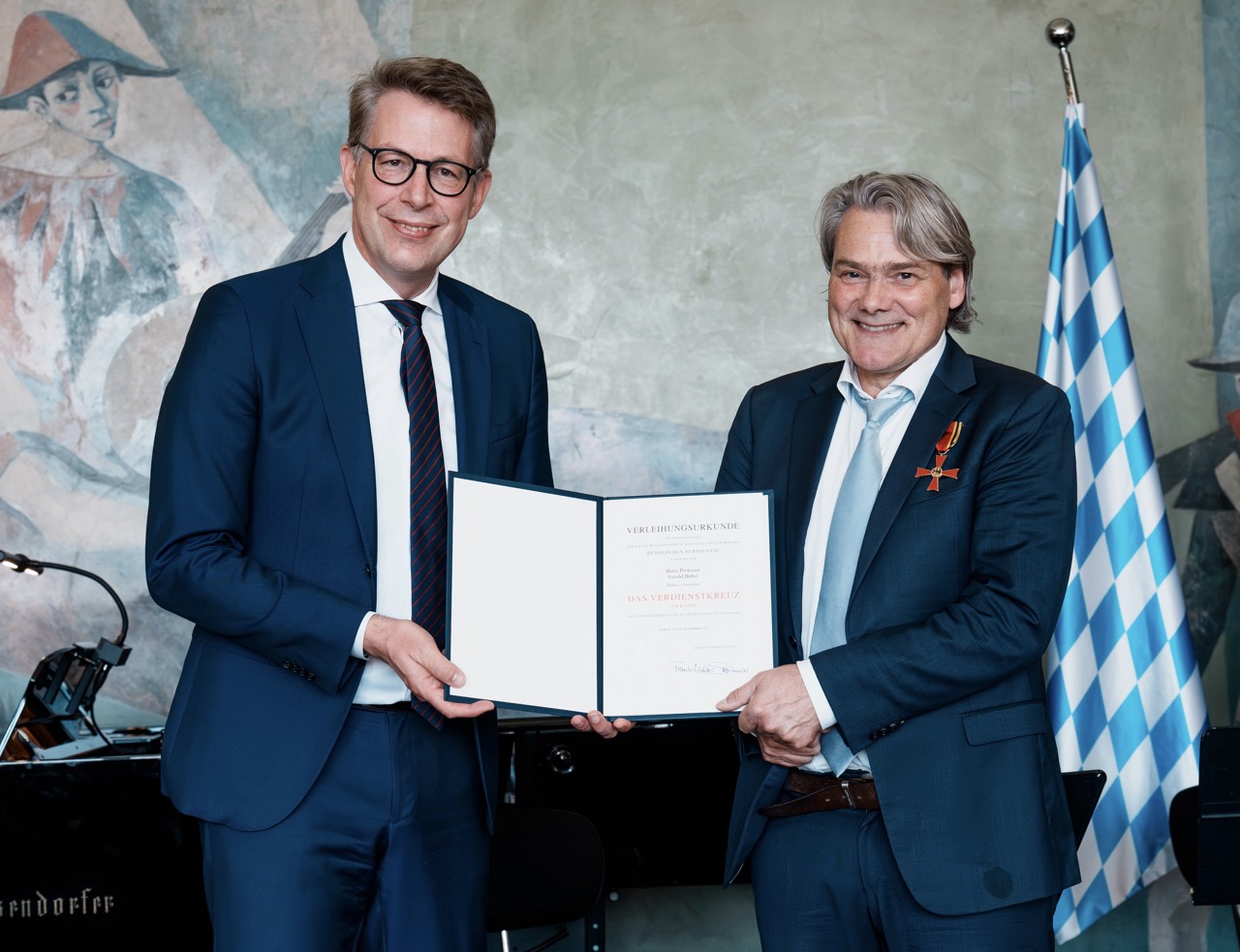Gerold Huber is awarded the Federal Cross of Merit on Ribbon